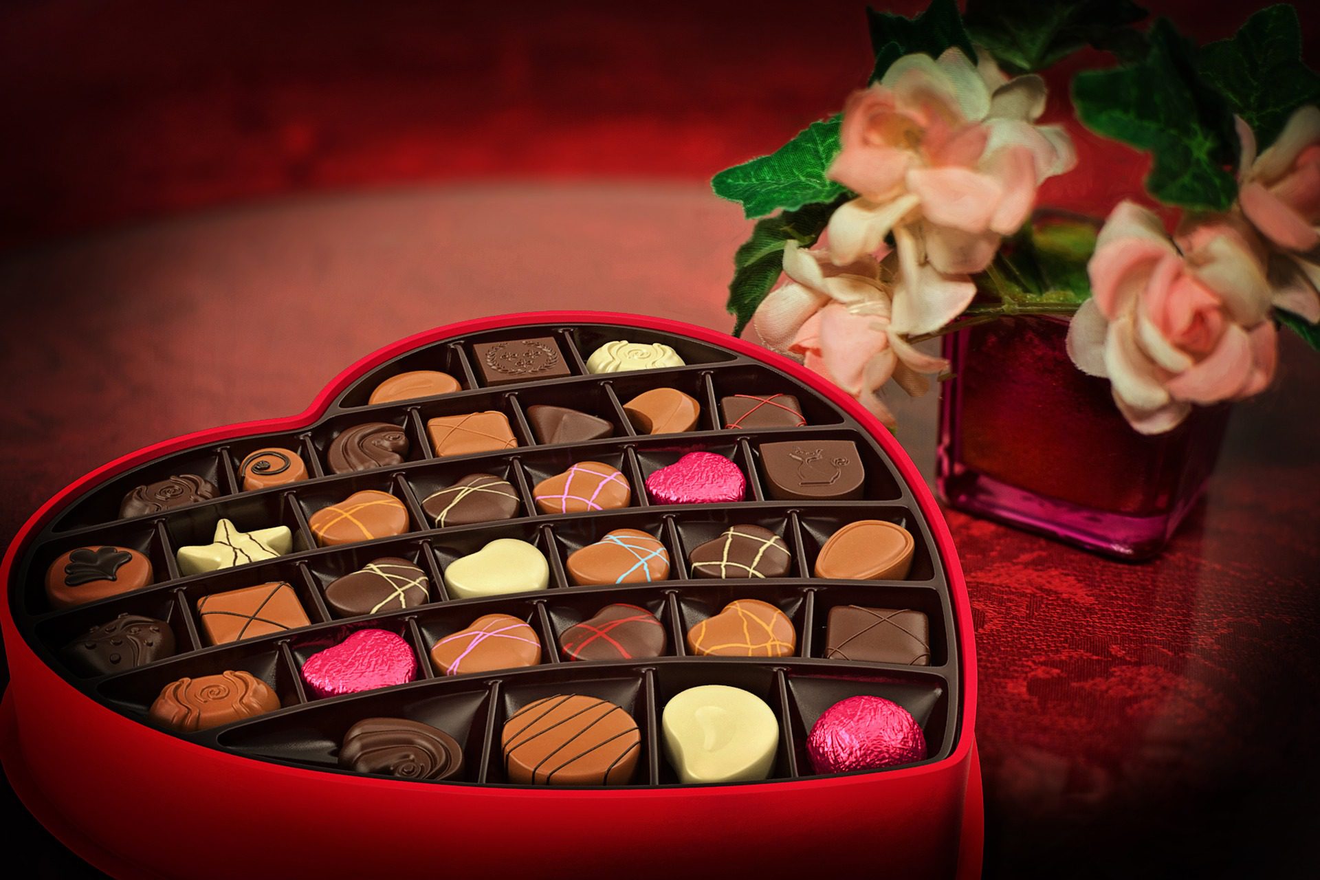 14 Romantic Chocolate Gifts for your Sweetheart this Valentine’s Day